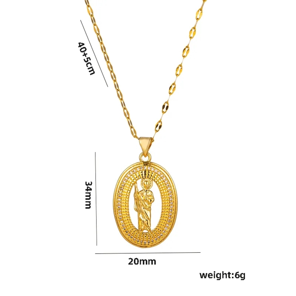 Elegant Gold Pendant Necklace